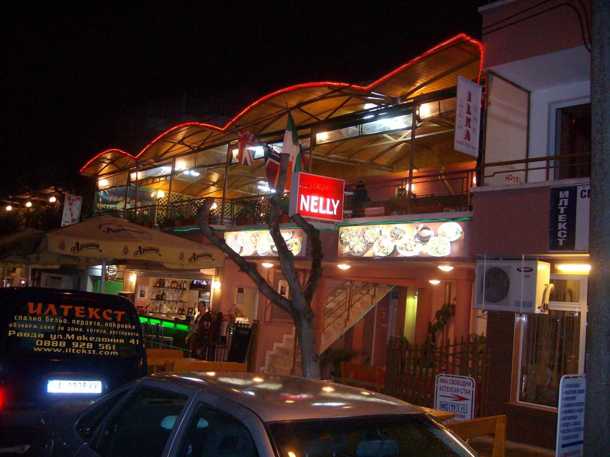 Nelly Guest House Равда Экстерьер фото