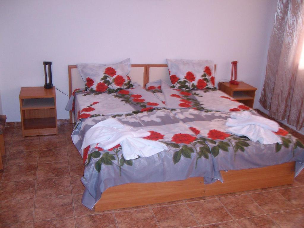 Nelly Guest House Равда Номер фото