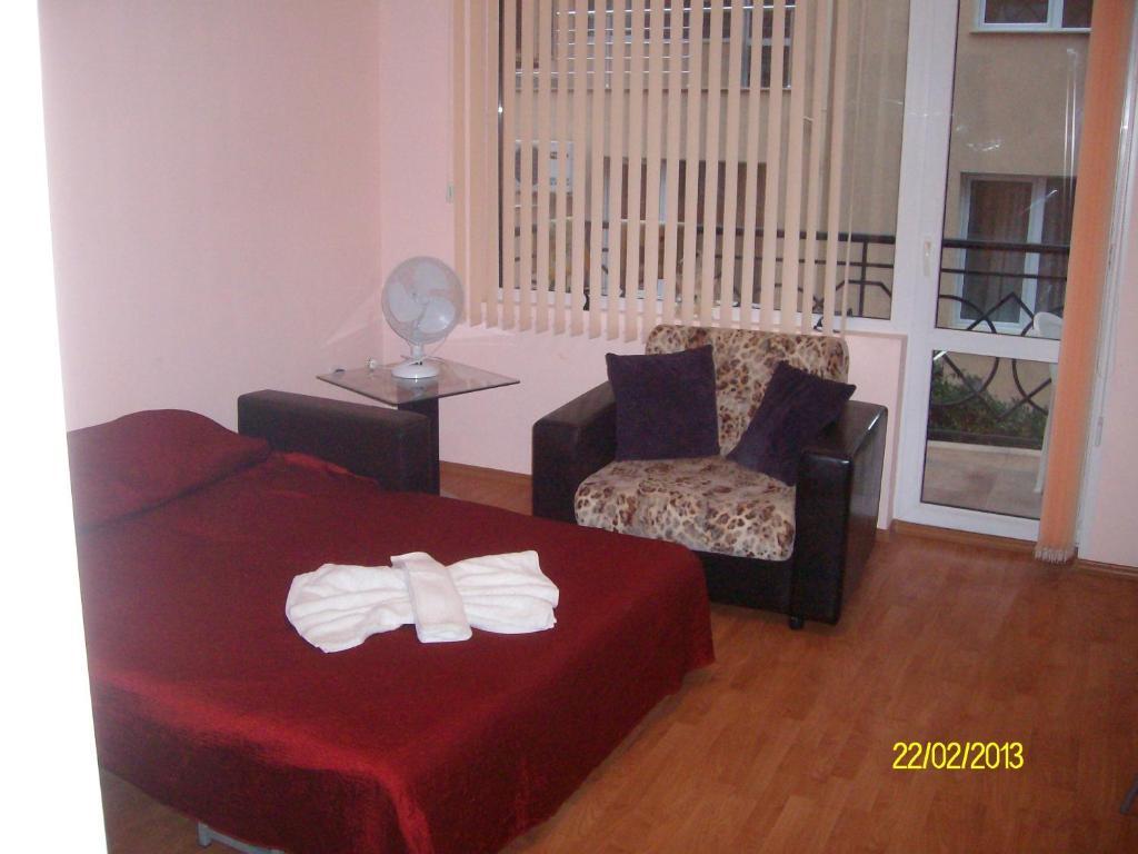 Nelly Guest House Равда Номер фото